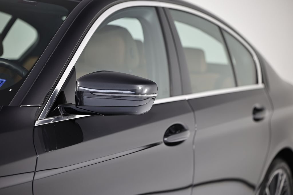 2023 BMW 5 Series 540i - Photo 10