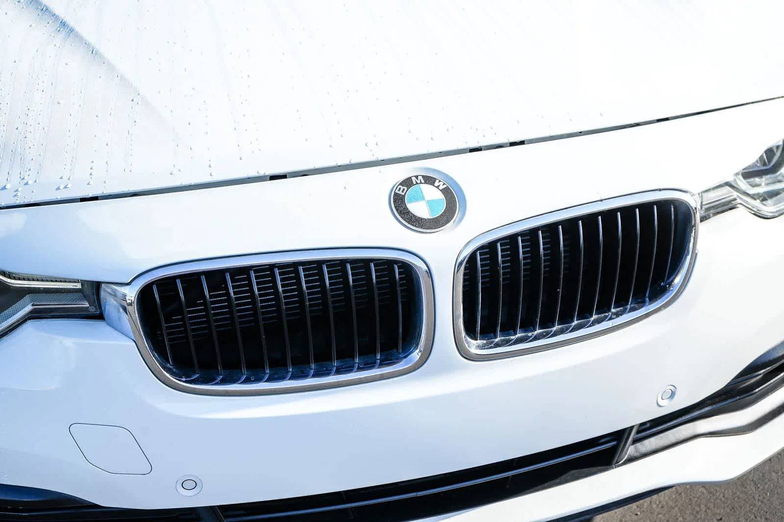 Used 2018 White BMW 320i image 5