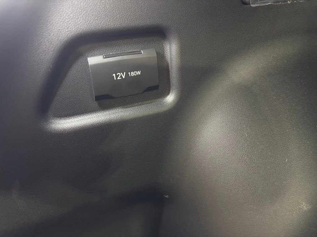 Used 2026 White Hyundai SE image 28
