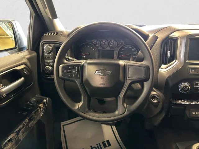Used 2025 Summit White Chevrolet Custom Trail Boss image 13