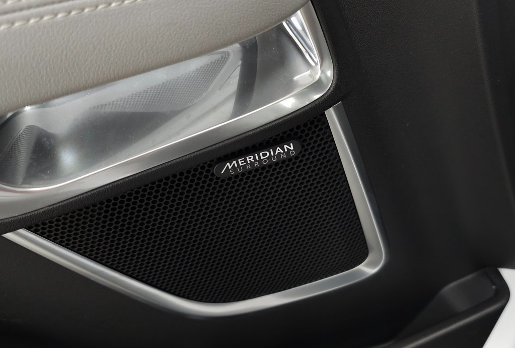 2024 JAGUAR E-PACE - Image 13