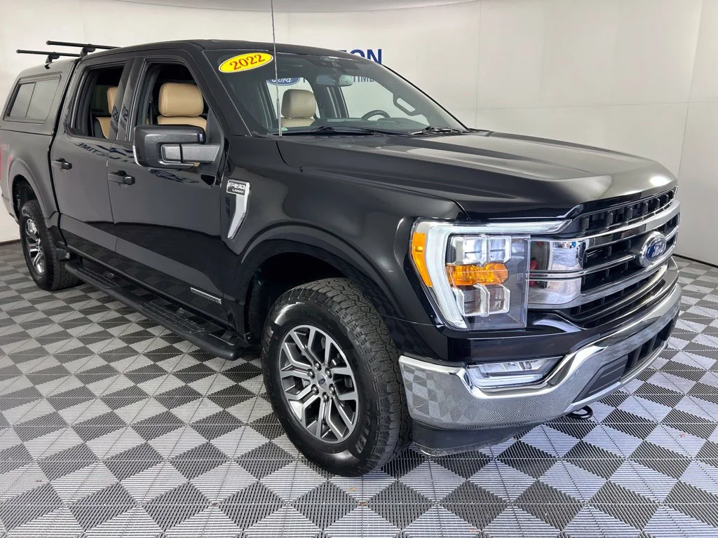 Used 2022 Black Ford Lariat image 3