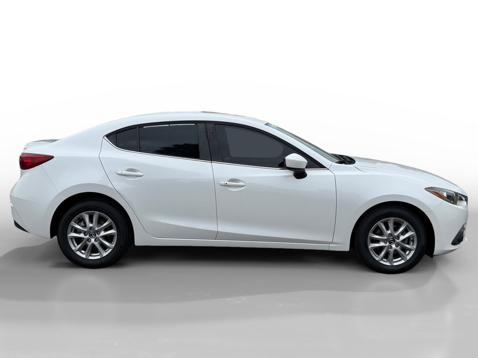 Used 2016 Snowflake White Pearl Mazda i Touring image 6
