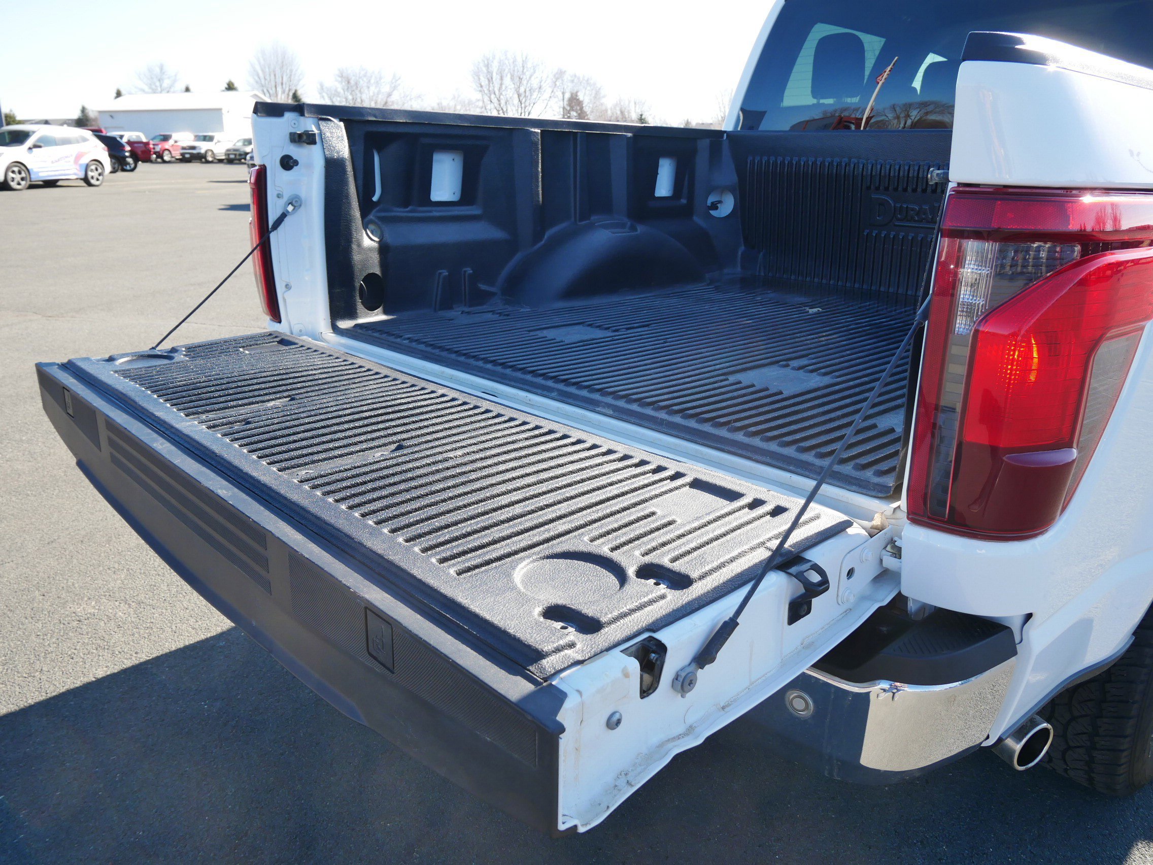 Used 2024 Oxford White Ford XLT image 12