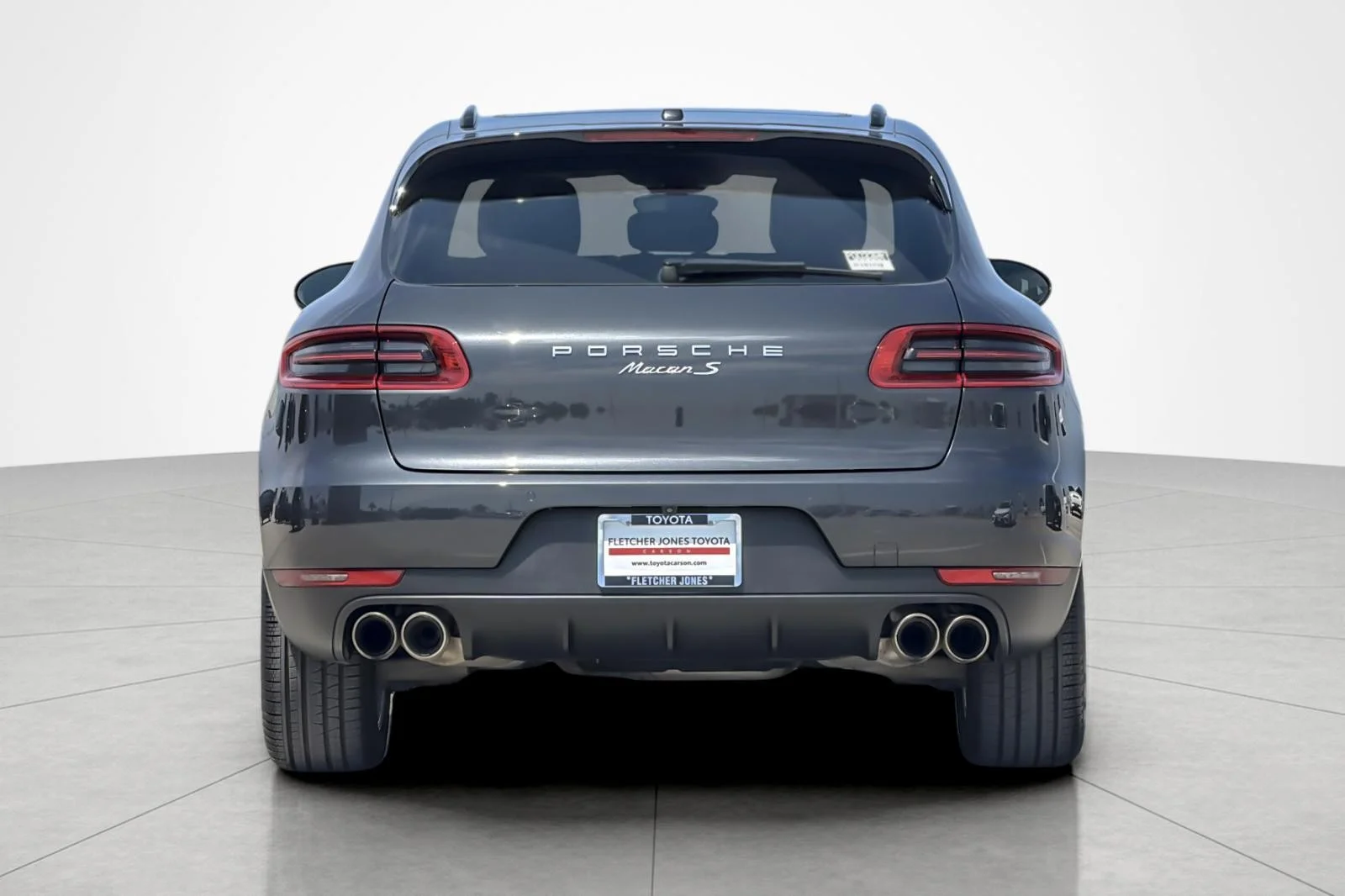 Used 2018 GRAY Porsche S image 4