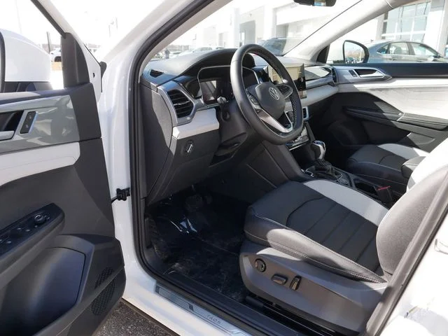 New 2026 White Volkswagen 1.5T SEL image 7