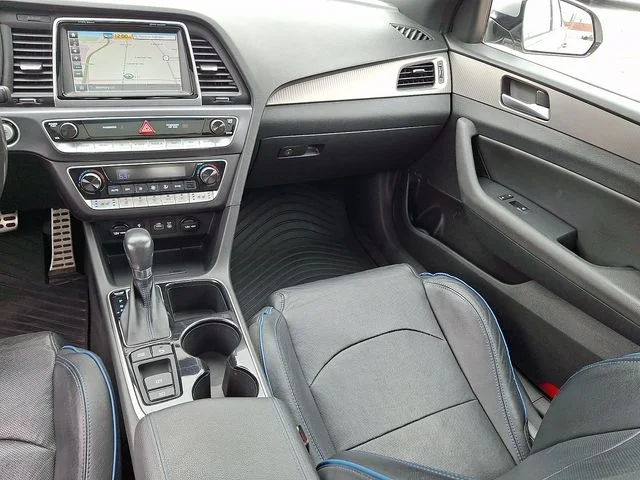 Used 2018 Silver Hyundai Limited 2.0T+ image 16