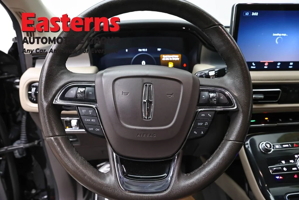 Used 2022 Black Lincoln Standard image 10