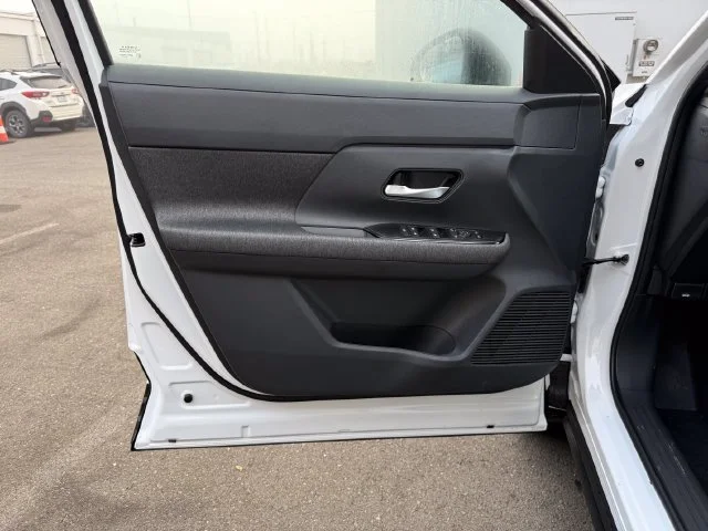 New 2027 Aspen White Tricoat Nissan SV image 15