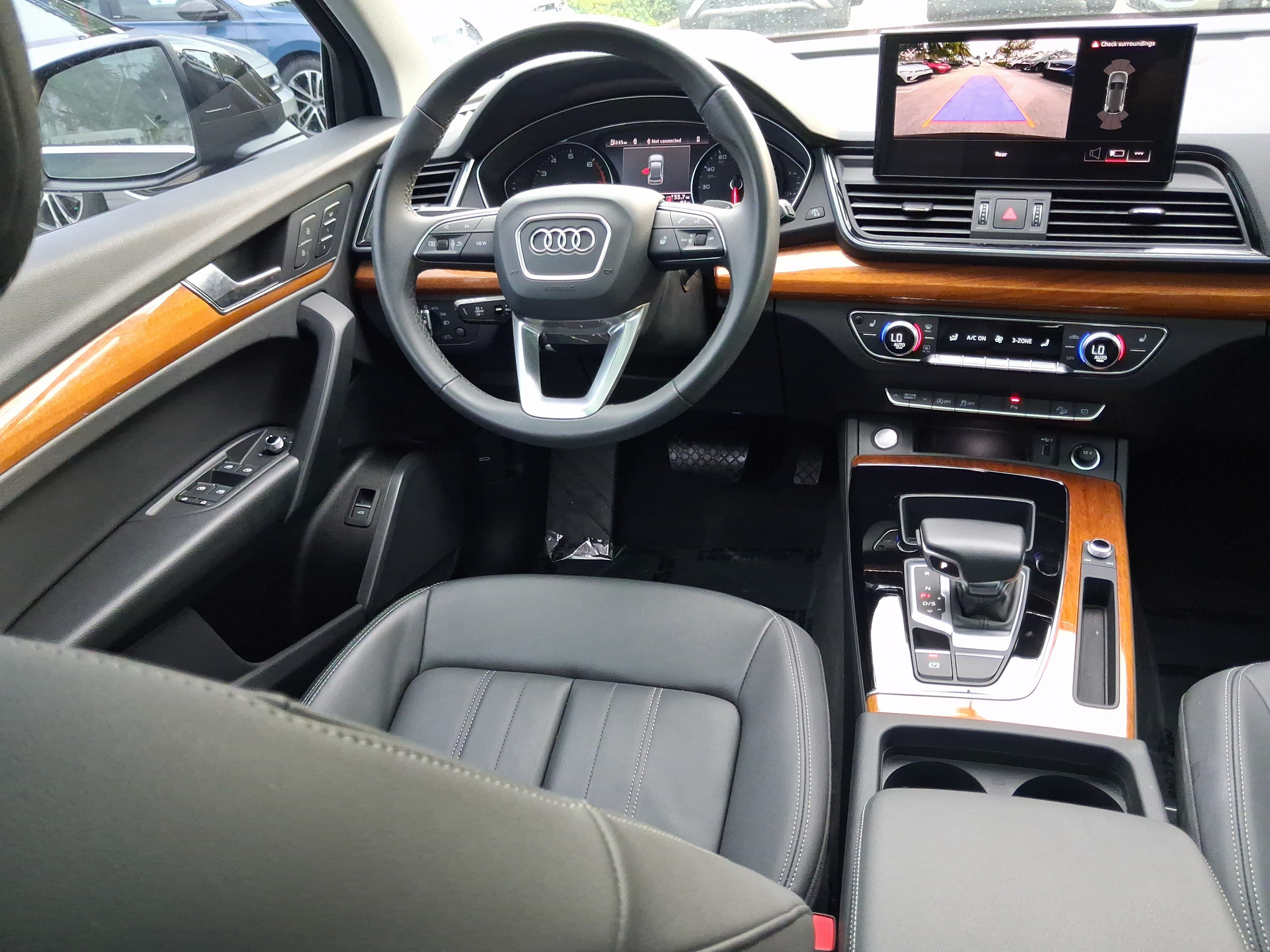 2023 Audi Q5 Premium - Photo 10