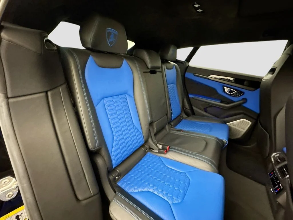 Used 2022 Black Lamborghini  image 29