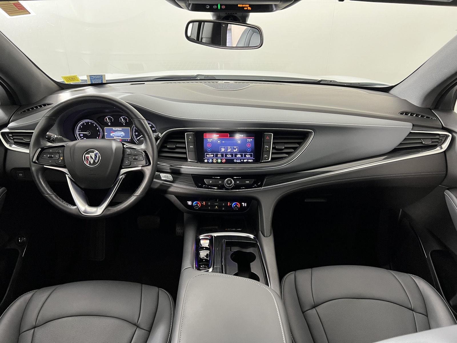 Used 2024 Summit White Buick Essence image 18