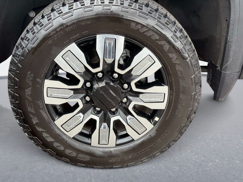 Used 2026 Black GMC Denali image 9