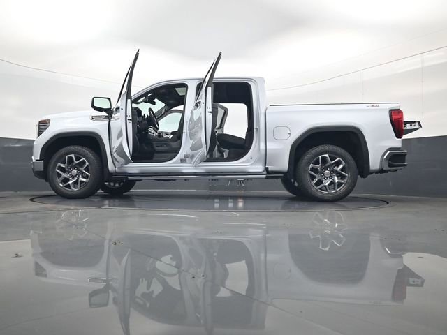 New 2026 Glacier White Tricoat GMC SLT image 34