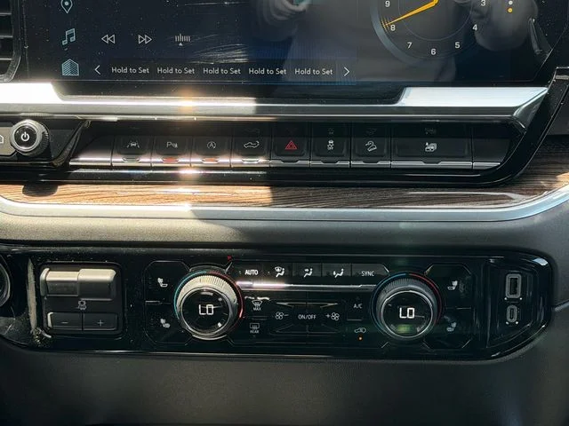 2025 Chevrolet Silverado 1500 LT - Photo 38