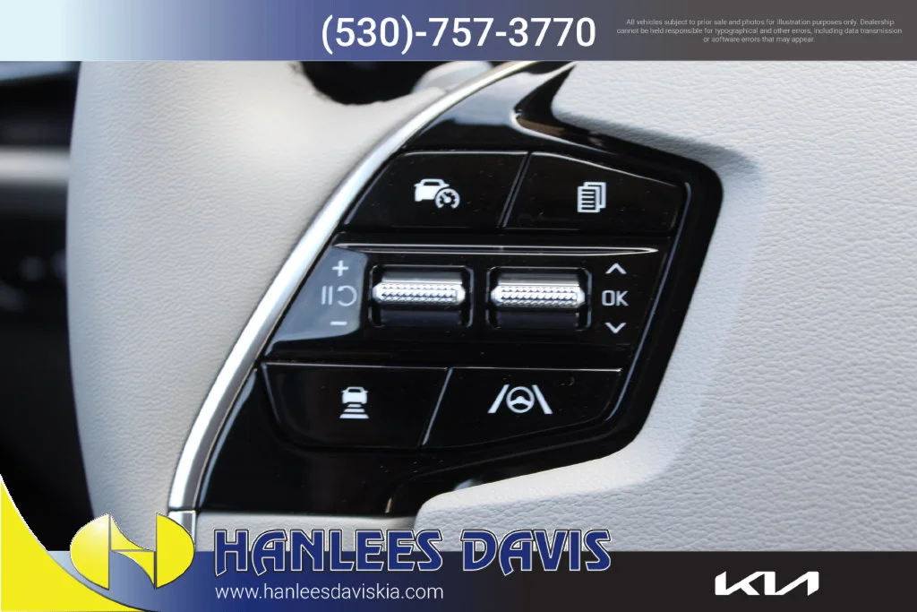 New 2026 White Kia Wave image 29