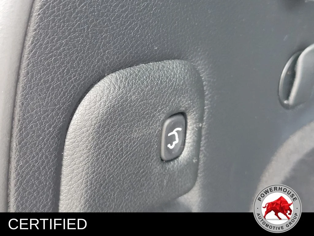 Used 2020 White Jeep Overland image 14