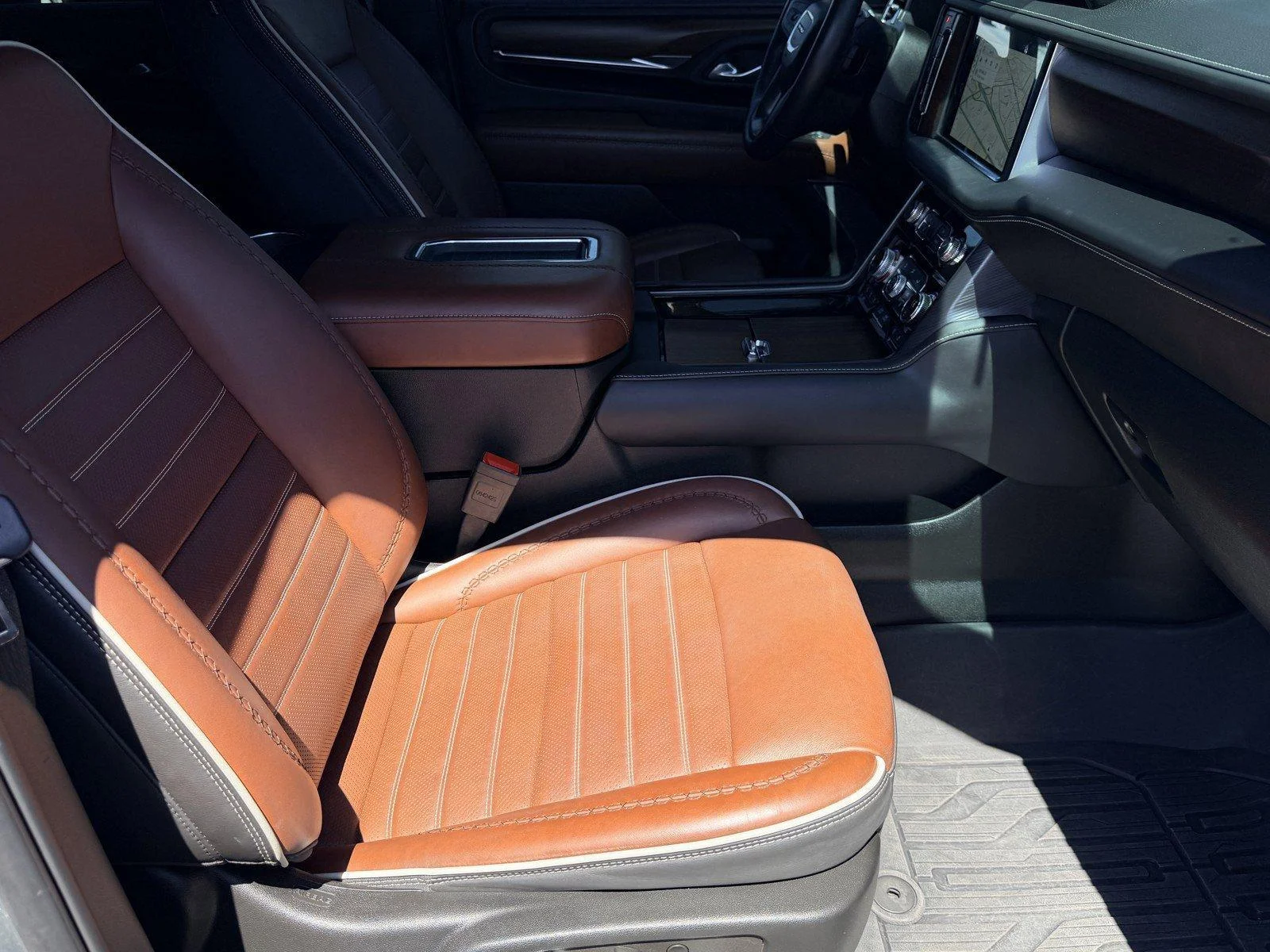 Used 2024 Sterling Metallic GMC Denali Ultimate image 8