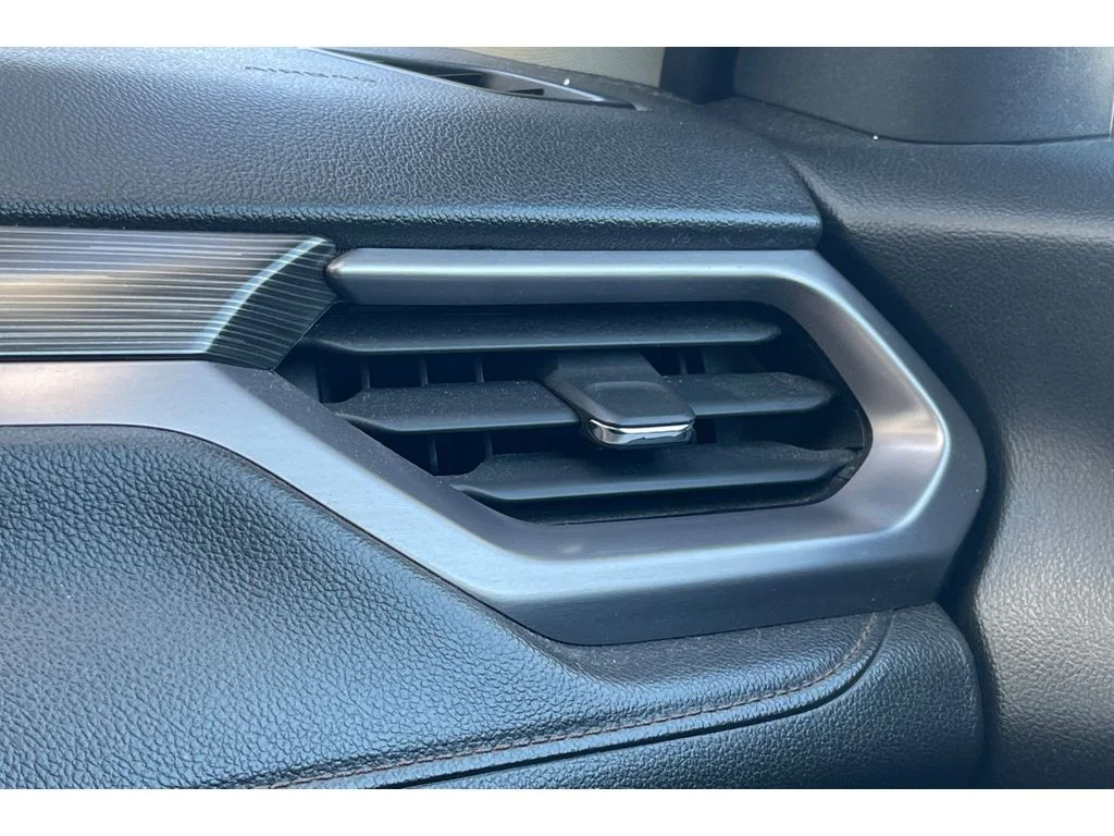 Used 2017 Iridium Metallic GMC SLE image 29