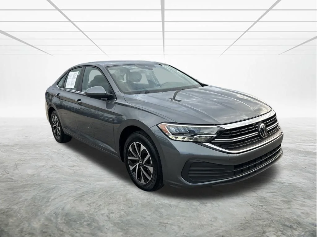 3VW5M7BU5RM047230