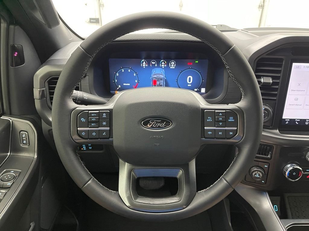Used 2024 Black Metallic Ford XLT image 18