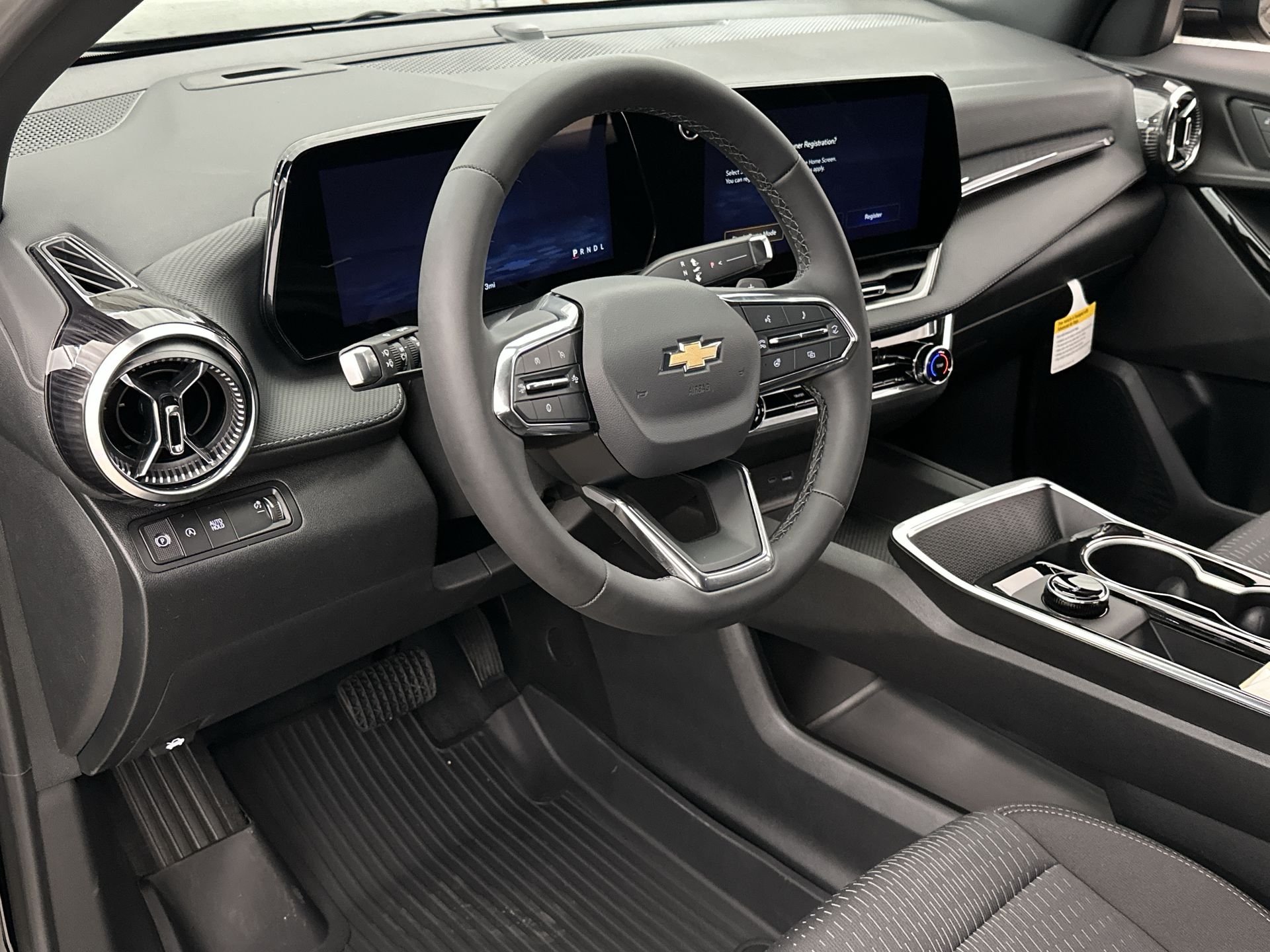 2027 Chevrolet Equinox LT - Photo 62