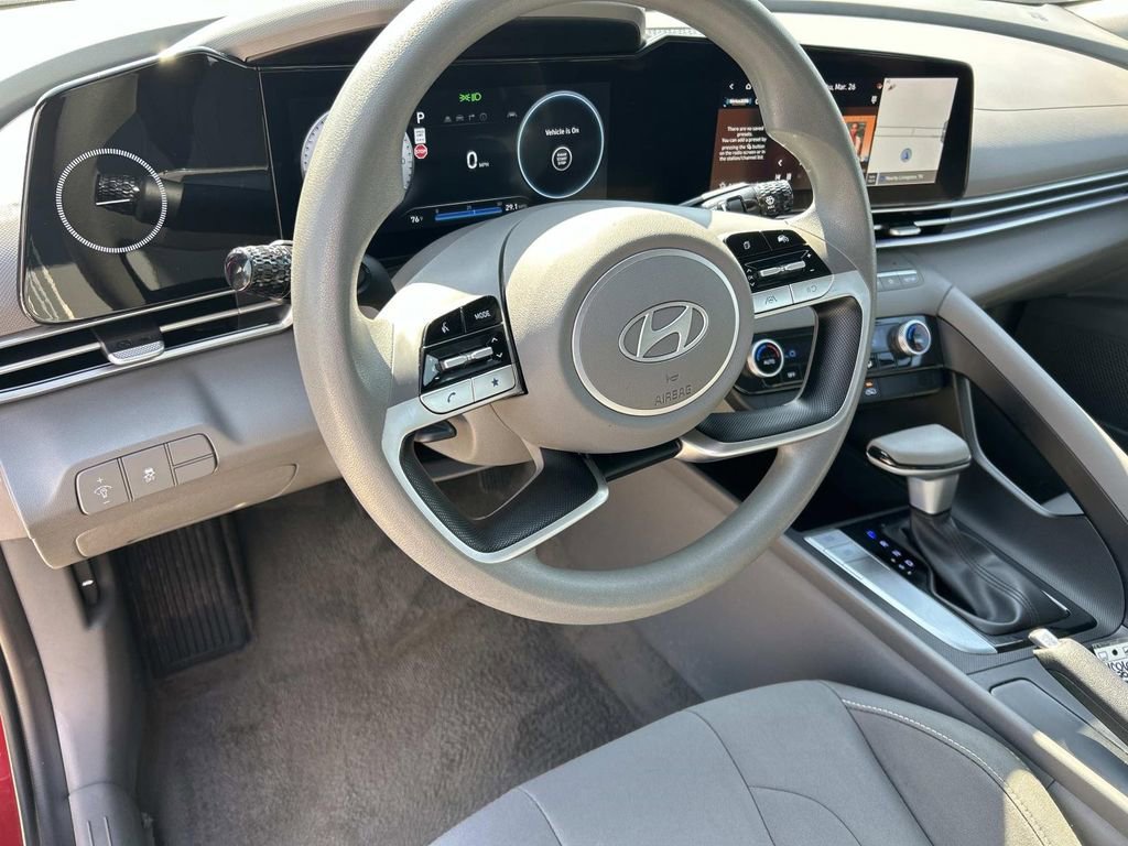 Used 2024 Ultimate Red Hyundai SEL image 13