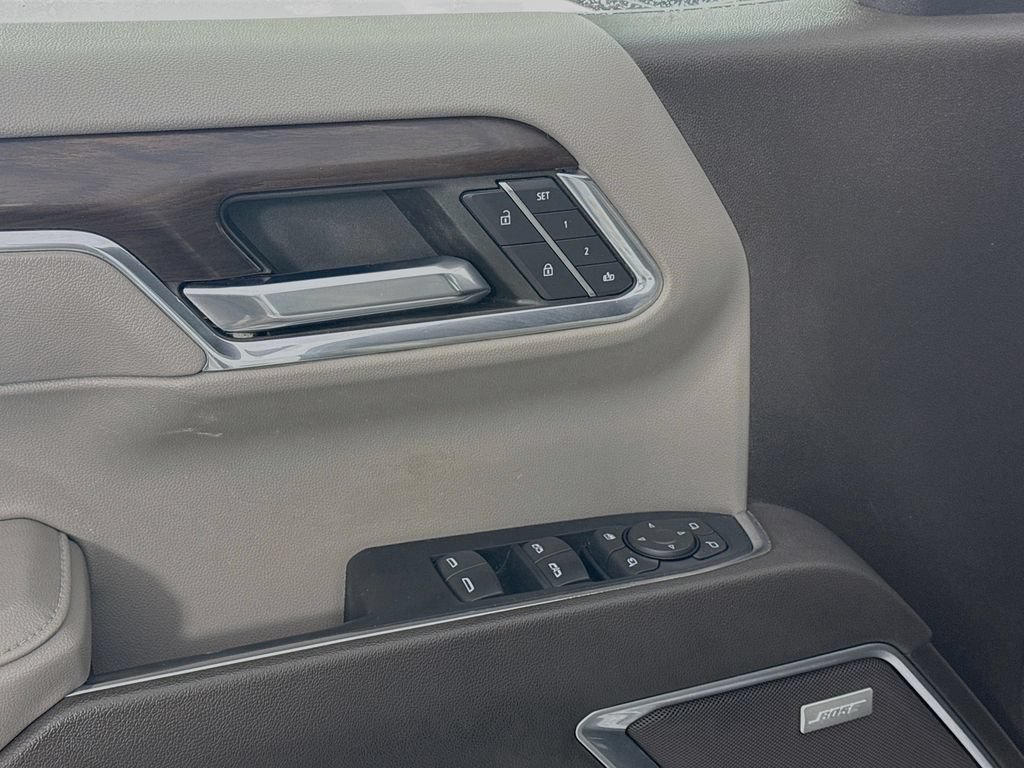 2024 GMC Sierra 1500 SLT - Photo 19