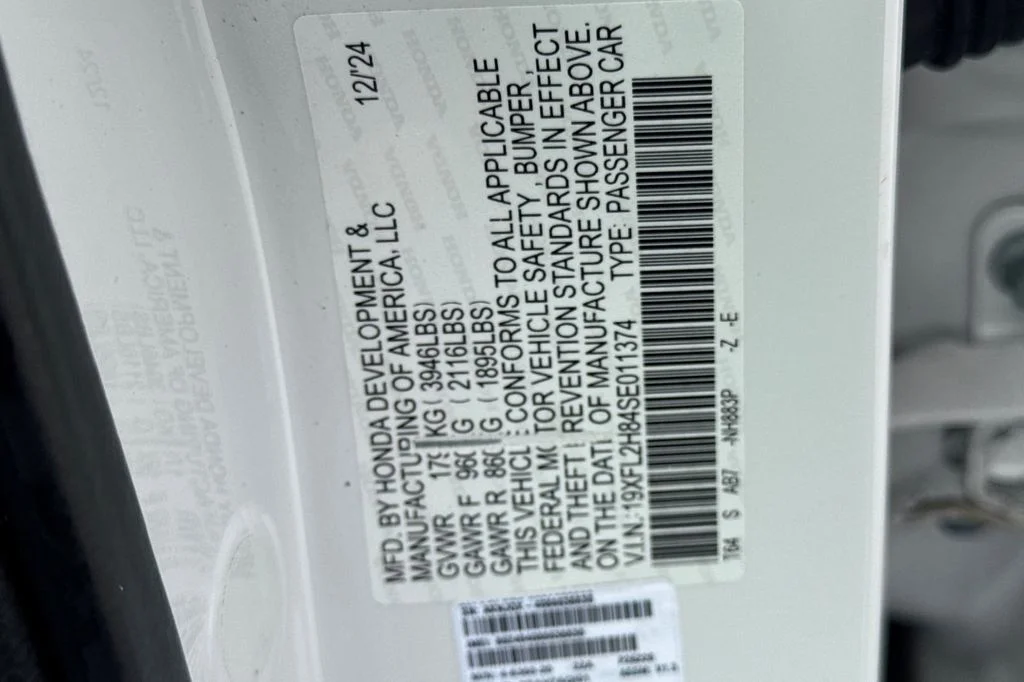 Certified Used 2025 Platinum White Pearl Honda Sport image 34