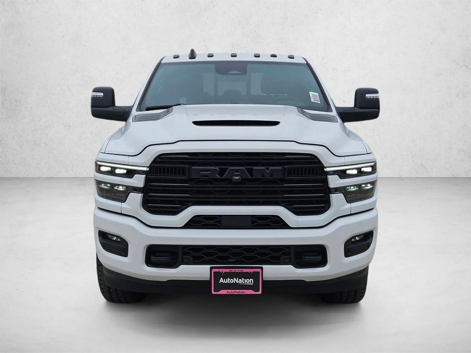 New 2026 Bright White Clear-Coat Exterior Paint RAM Laramie image 2