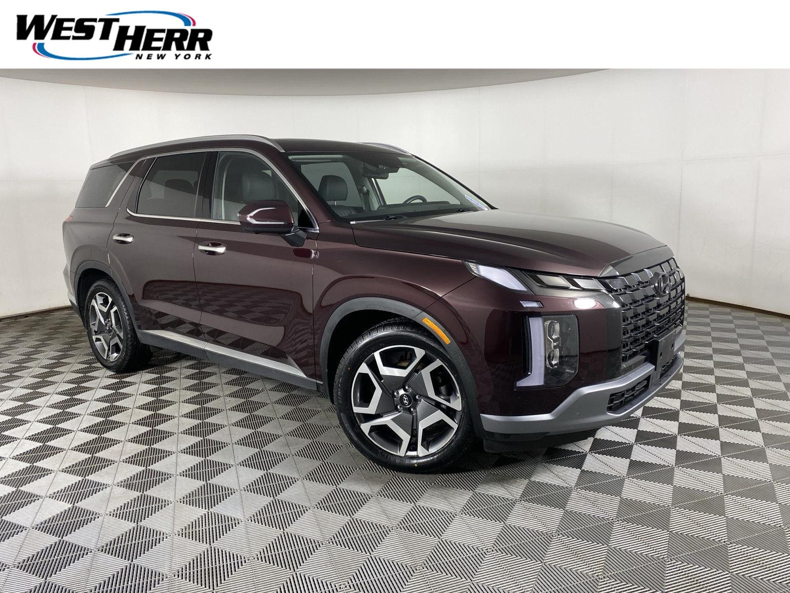 Used 2023 Sierra Burgundy Hyundai Limited image 1
