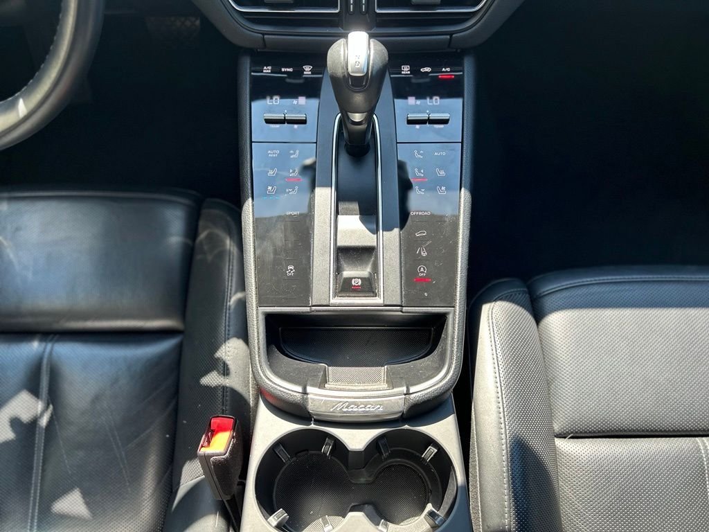 Used 2024 White Porsche Base image 28