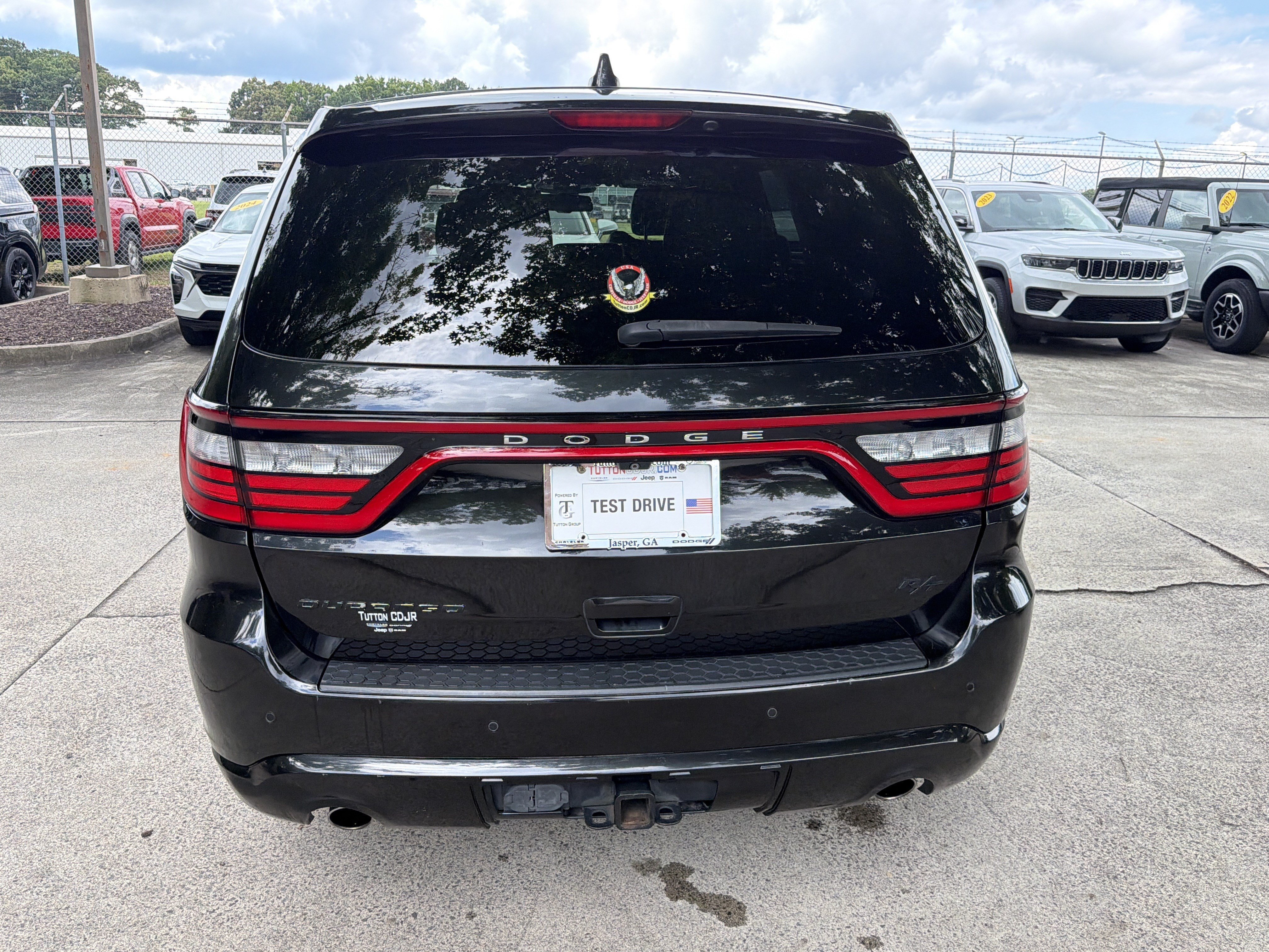 Used 2014 Brilliant Black Crystal Pearlcoat Dodge R/T image 6