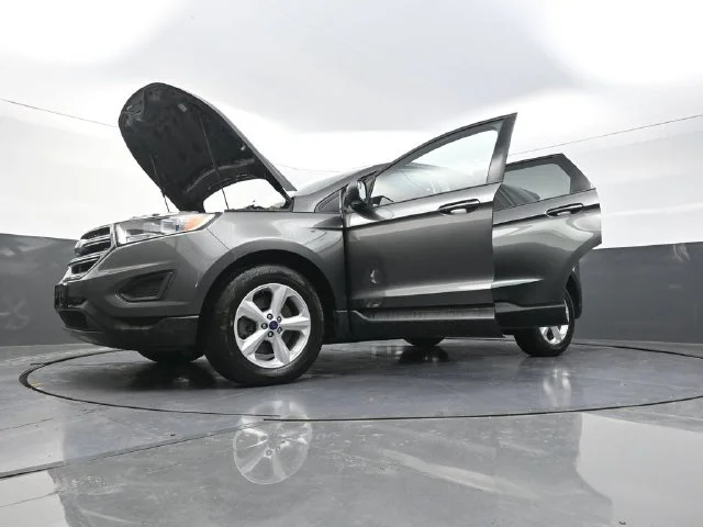 Used 2017 Gray Ford SE image 41