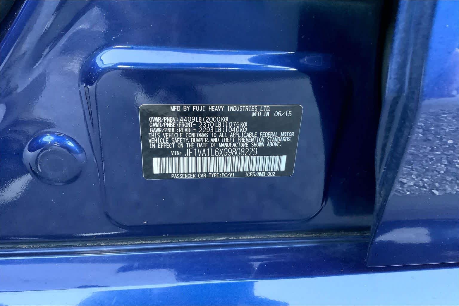 Used 2016 Lapis Blue Pearl Subaru Limited image 28