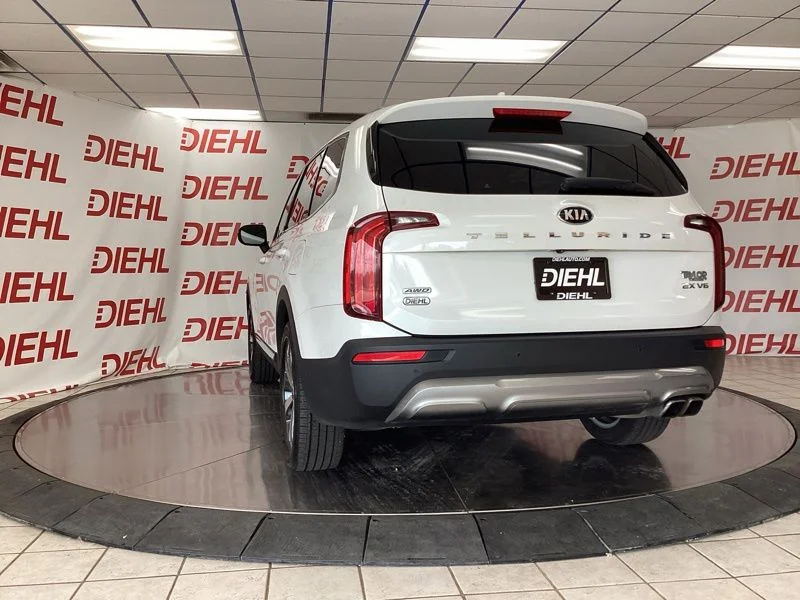 Used 2020 White Kia EX image 5