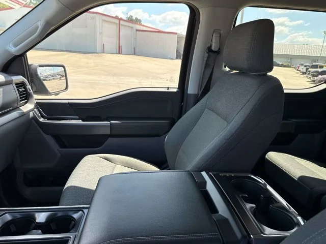 Used 2024 Black Ford XLT image 31