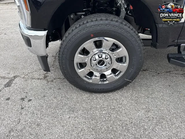 New 2026 Agate Black Metallic Ford F-250® Lariat® image 27