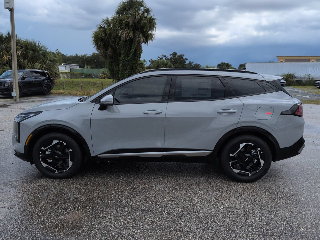 New 2027 Wolf Gray Kia SX image 7