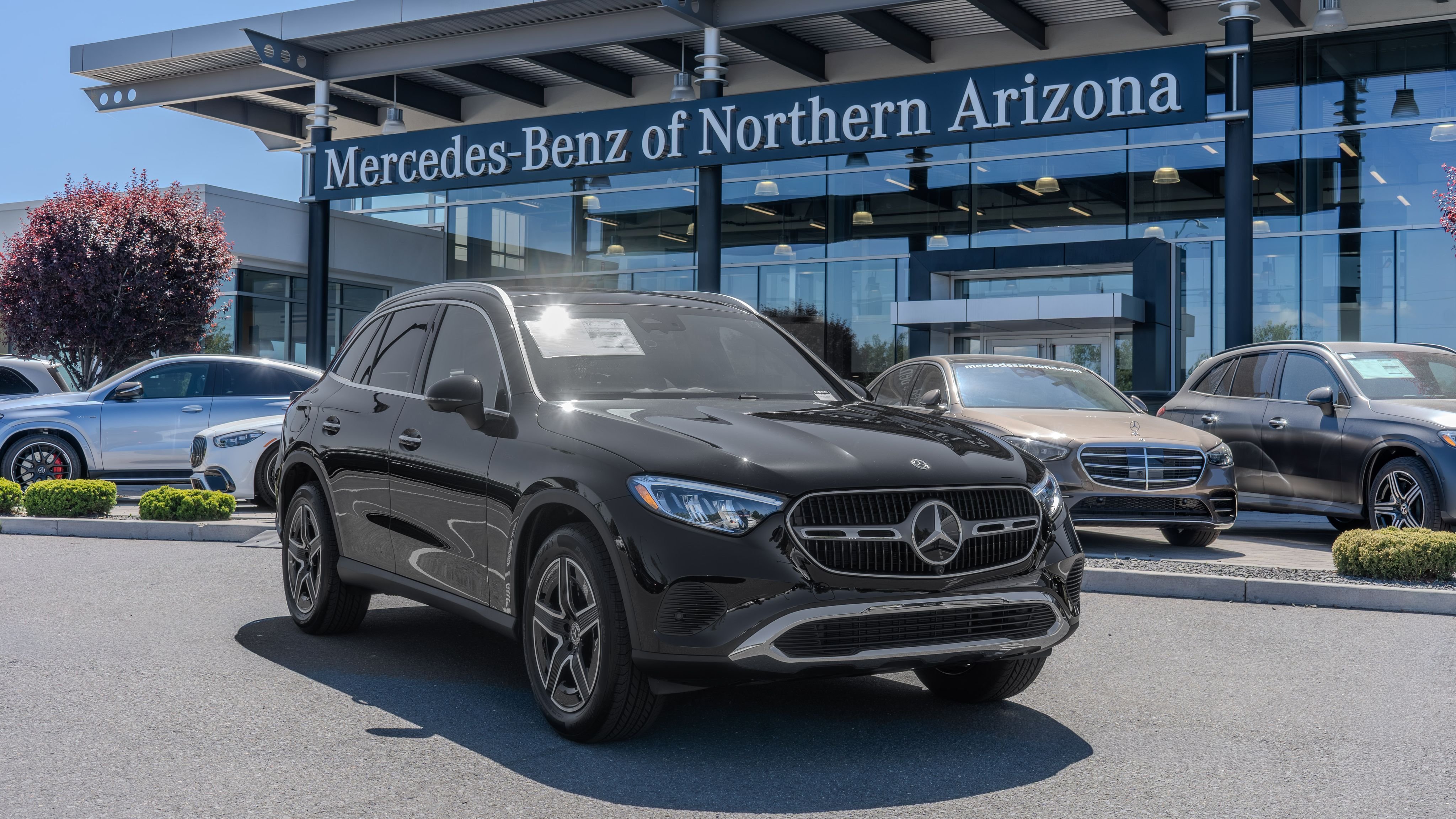 New 2026 Black Mercedes-Benz GLC 300 image 1