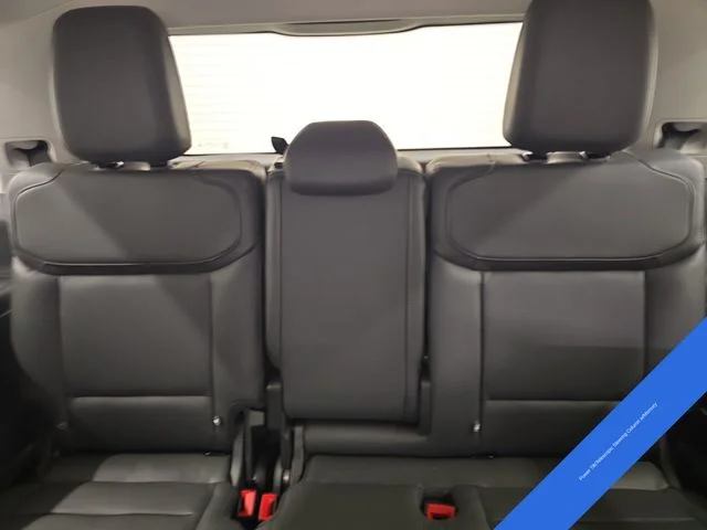 New 2027 Star White Metallic Tri-Coat Ford Active image 23