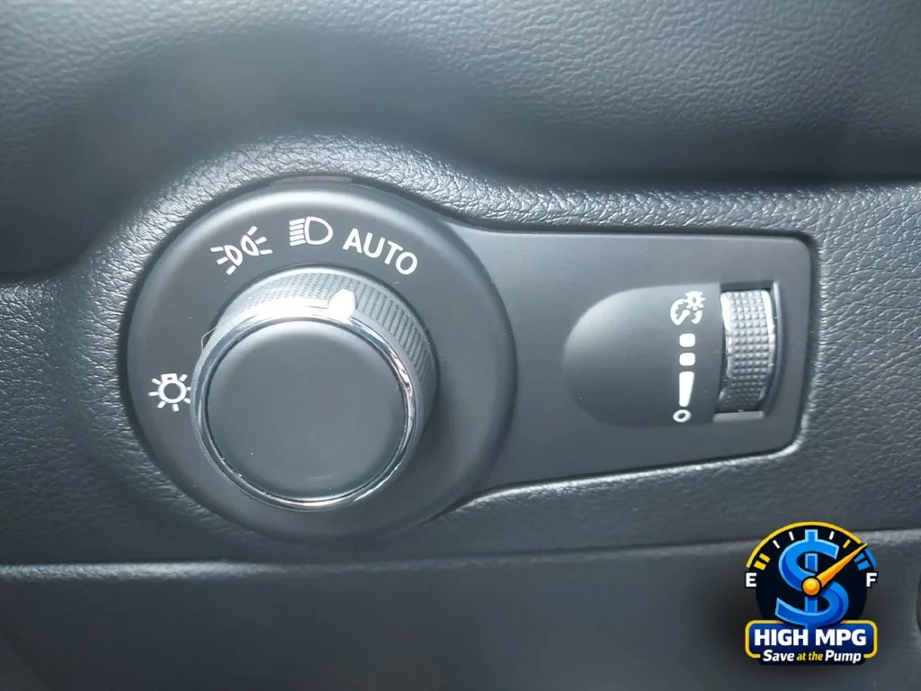 Used 2025 Red Dodge R/T Plus image 18