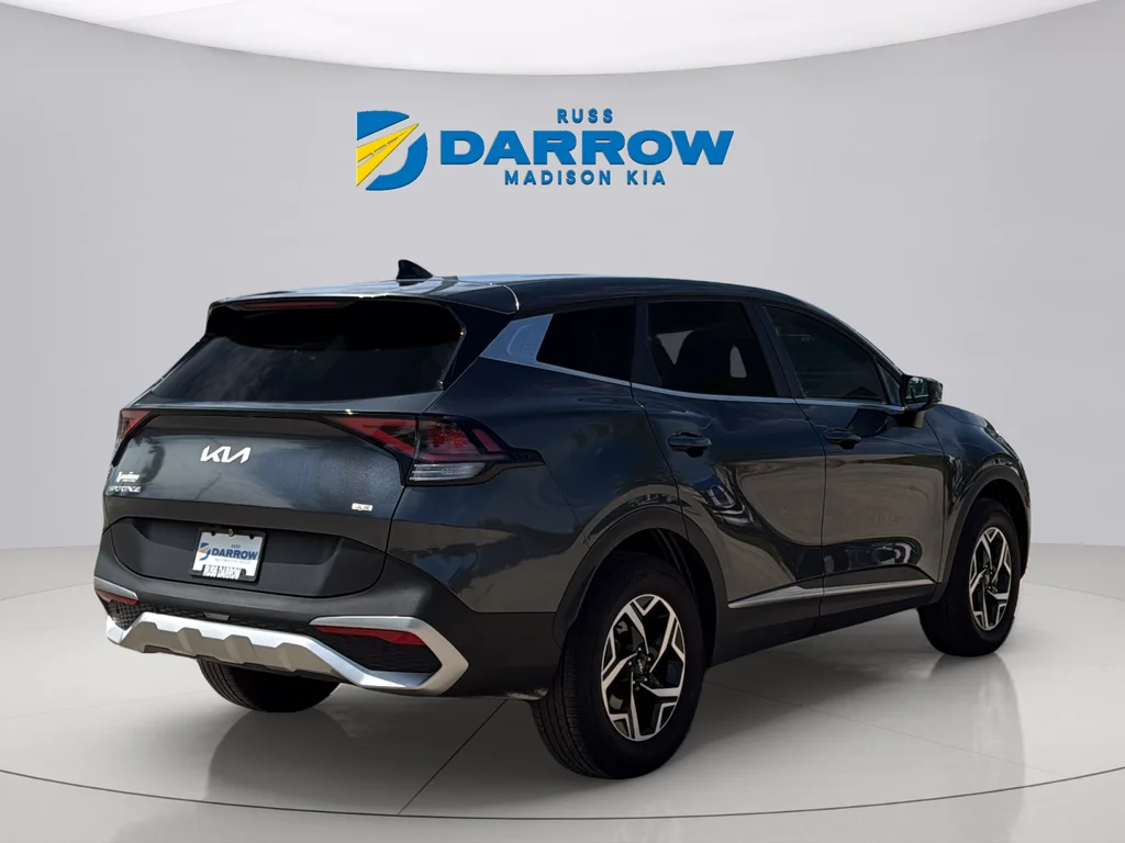 Used 2025 Gravity Gray Kia LX image 5