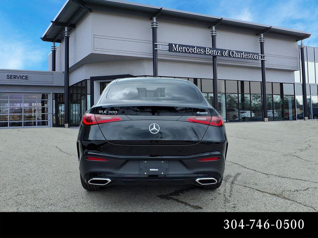 New 2026 Black Mercedes-Benz GLC 300 image 4
