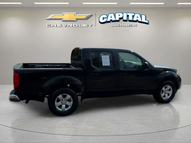 Used 2013 Black Nissan SV image 6