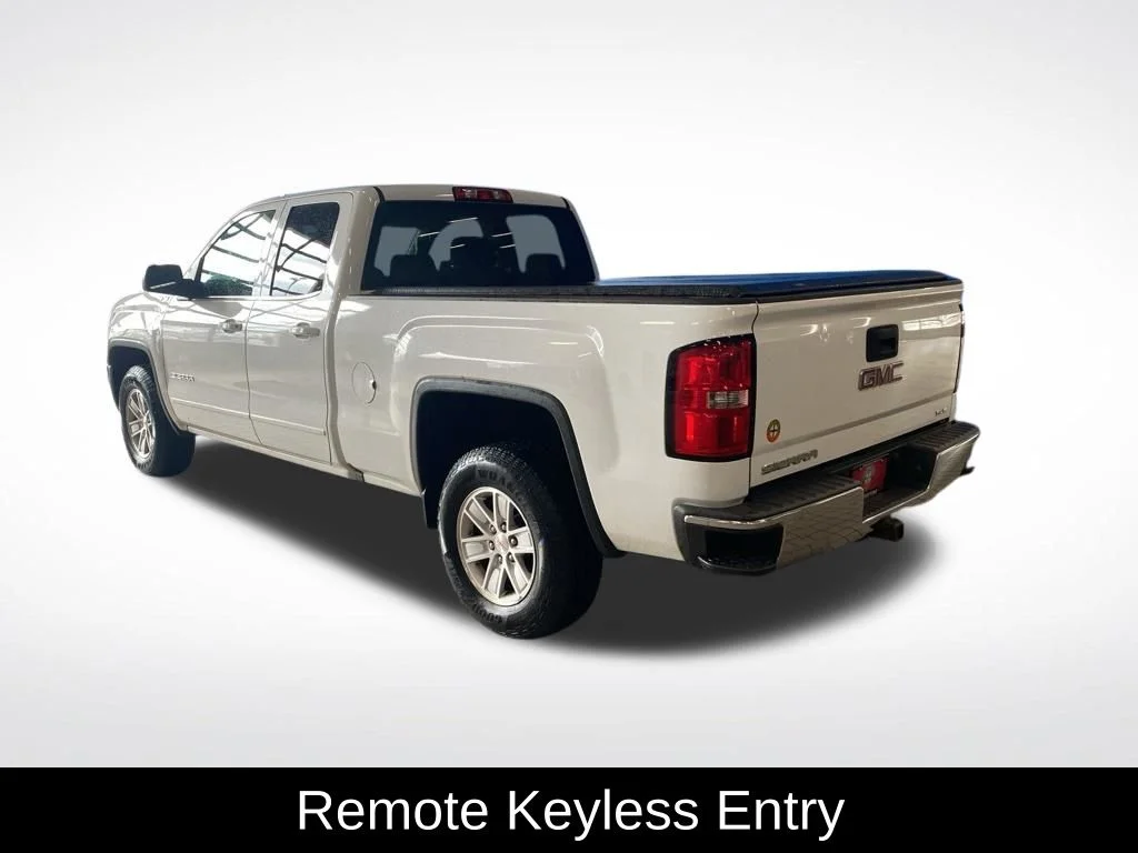 Used 2016 White GMC SLE image 19