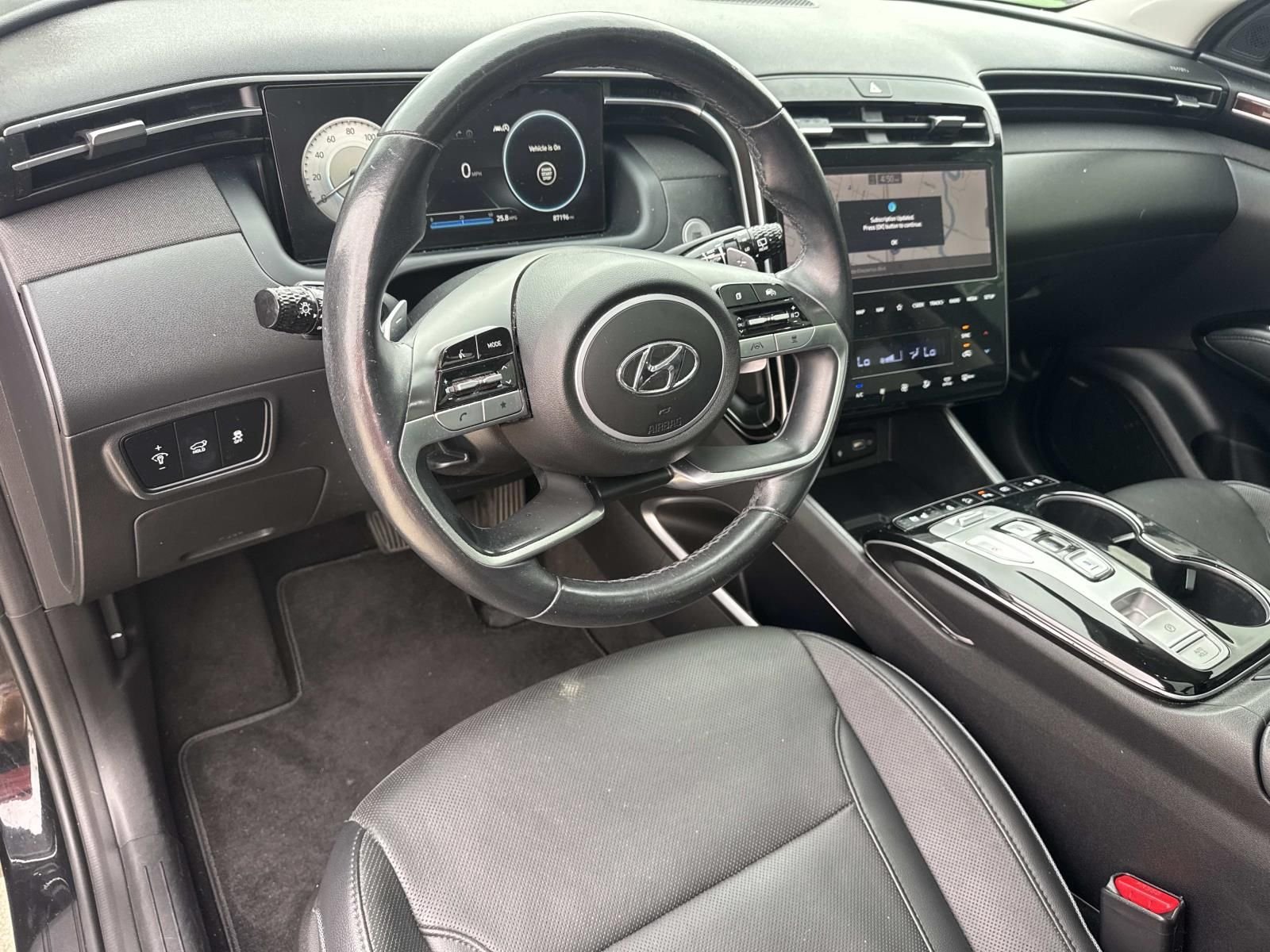 Used 2022 Black Hyundai Limited image 17
