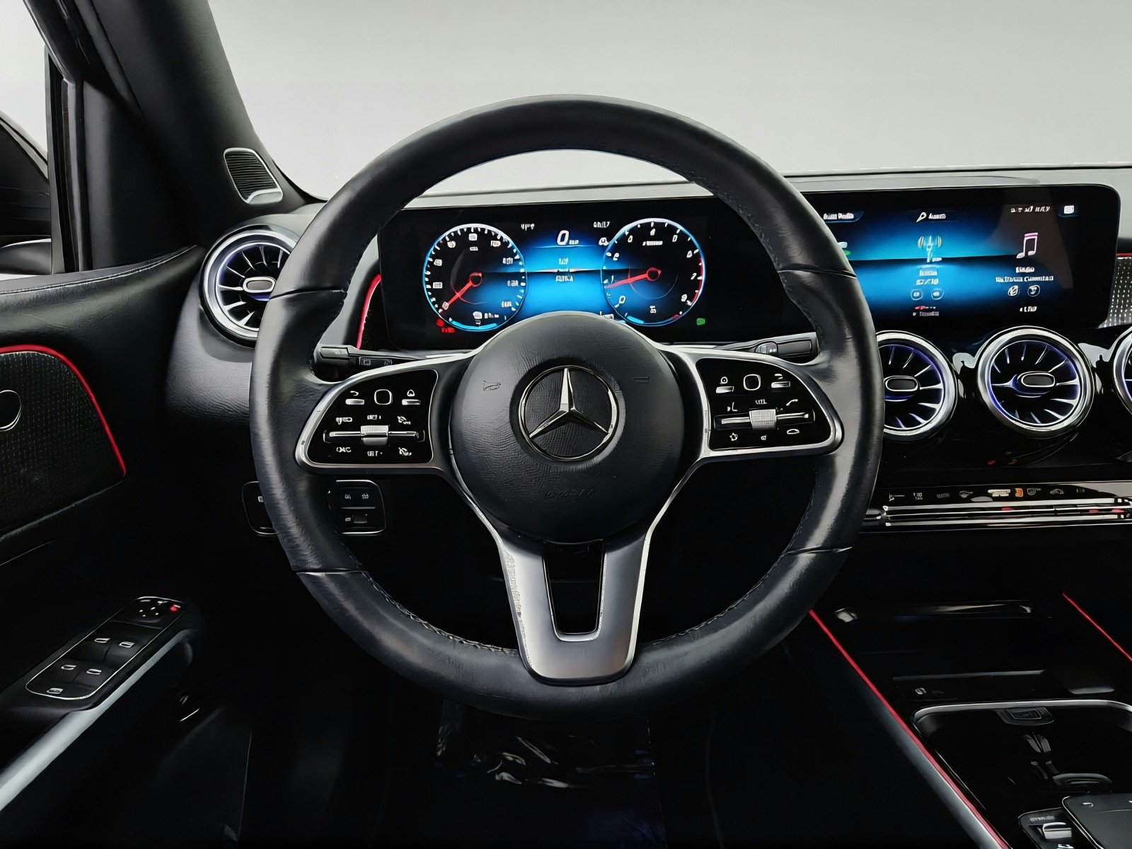 Certified Used 2023 Night Black Mercedes-Benz GLB 250 image 22