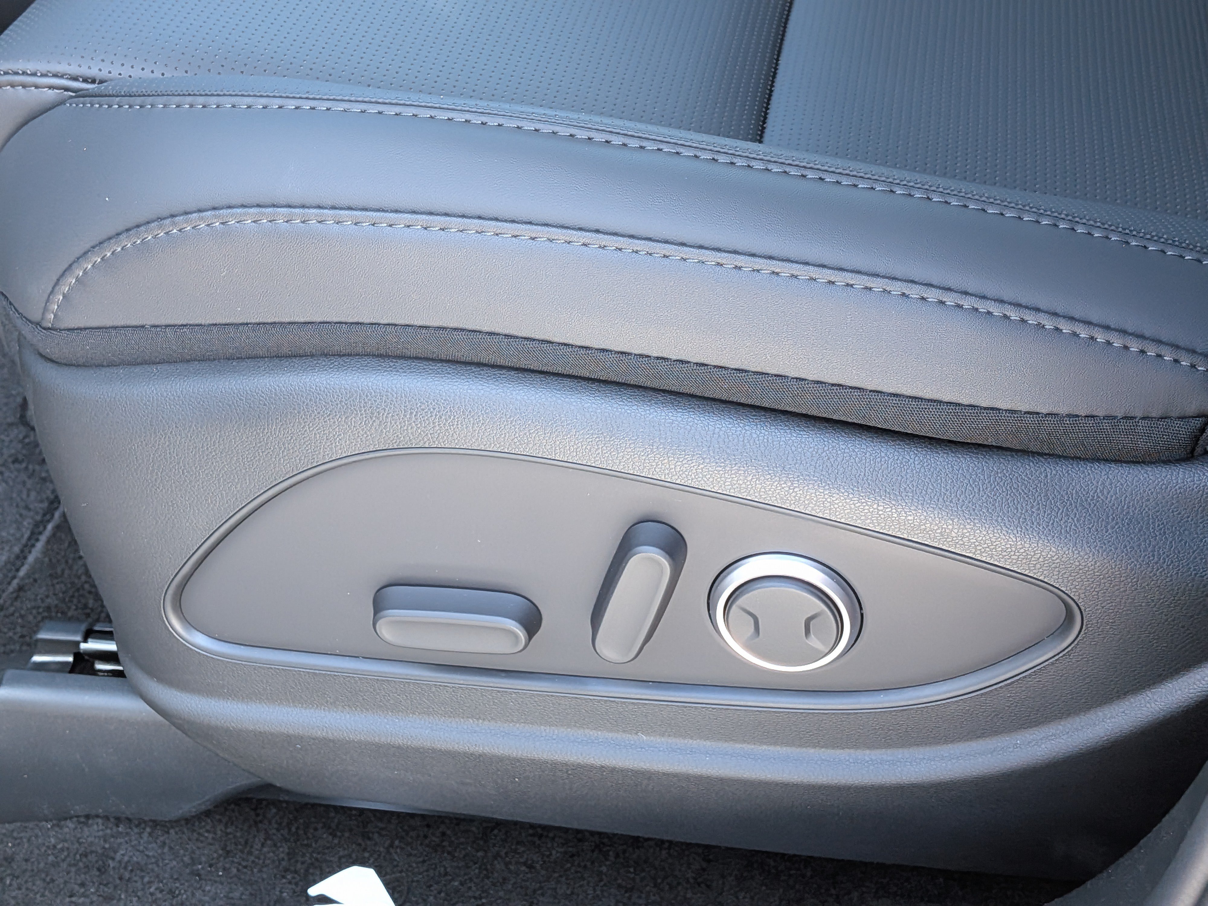New 2026 Galaxy Maroon Pearl Hyundai Blue SEL Premium 8P image 50