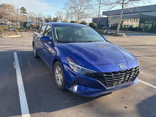 2023 Hyundai Elantra SE